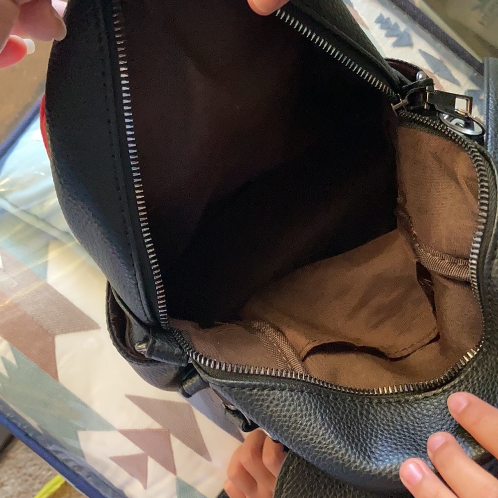 Disney’s small backpack - Picture 4 of 4